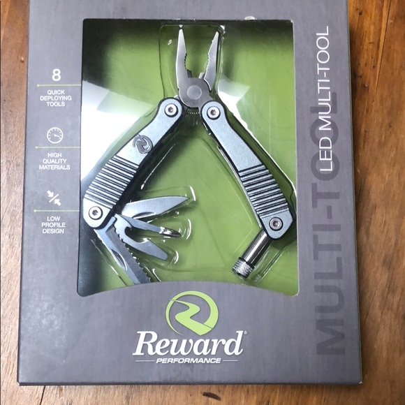 Rewards Other - Led multi-tool,Survival tools